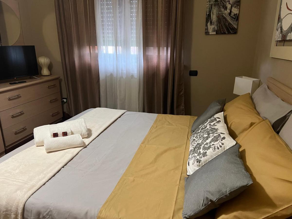 Charme & Relax - Fiera Di Roma - Fiumicino Airport Appartement Ponte Galeria Buitenkant foto