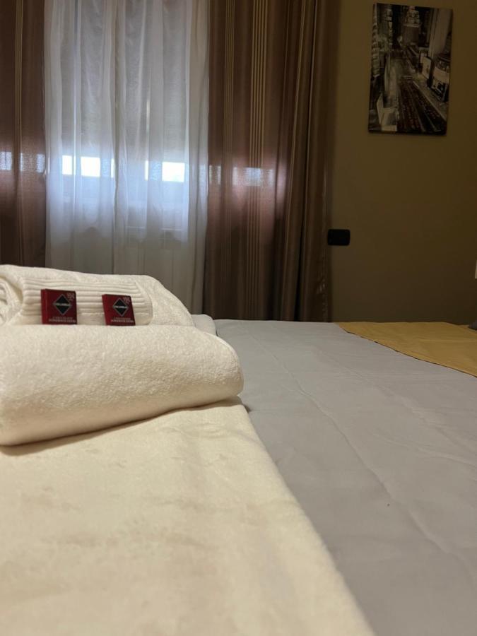 Charme & Relax - Fiera Di Roma - Fiumicino Airport Appartement Ponte Galeria Buitenkant foto